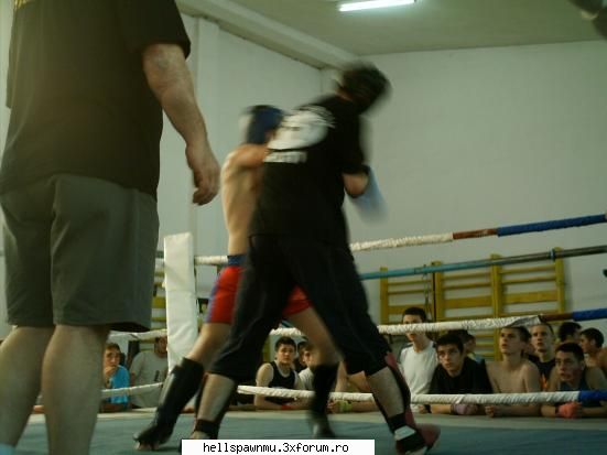Pentru conturi - conturile le puteti face contactand id de mess - Anunturi